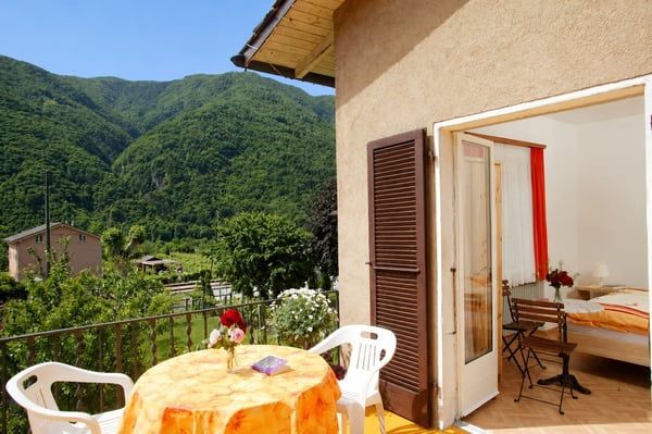 Hotel-ristorante con 9 camere, giardino e 10 posti auto 4