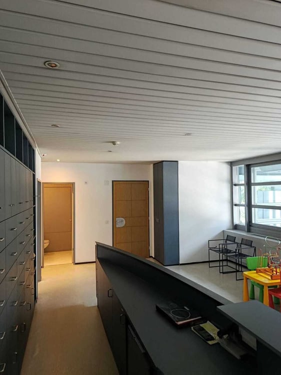 LOCARNO/MURALTO Spazio professionale di 24 m² fronte stazione 7