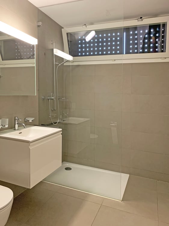 BELLINZONA, Affittasi 2½ locali moderno e centrale 4
