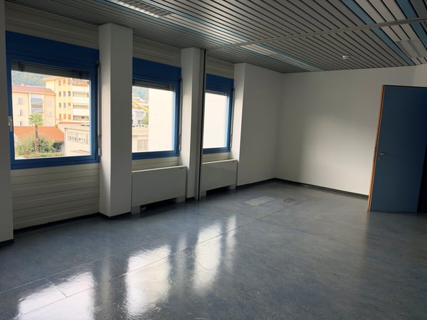 LOCARNO CENTRO - Affittasi spazi per uffici 3