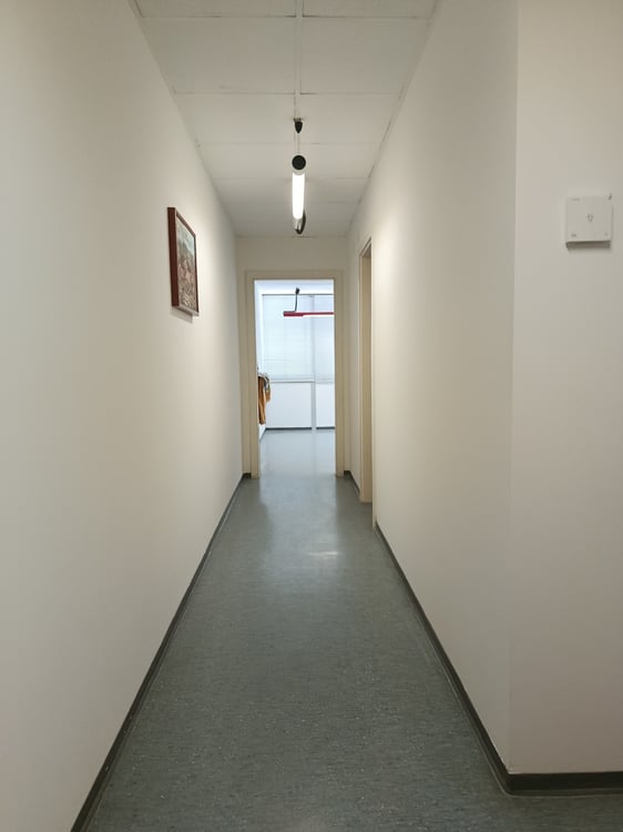 Locarno - Spazio professionale di 2.5 locali nella Torre Panorama 4