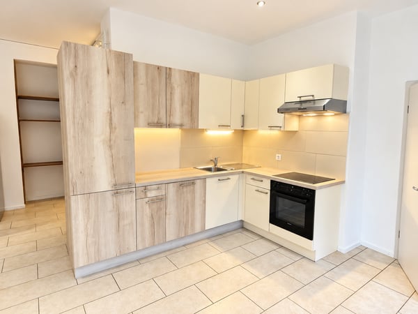 1er loyer offert ! Appartement de 3 pièces situé au rez-de-chaussée 3