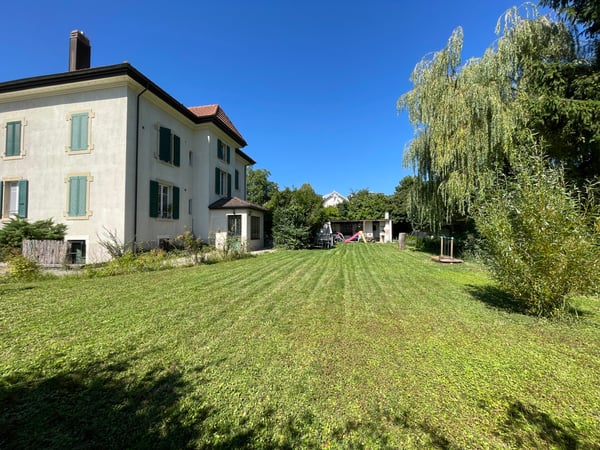 Charmant appartement de 1.5 pièces dans une petite maison plurifami... 1