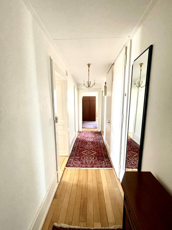 Avec vue sur le lac et les Alpes, idéalement pour les étudiants, ch... 7