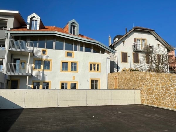 Superbe appartement neuf de 3,5 pièces avec beau dégagement 12