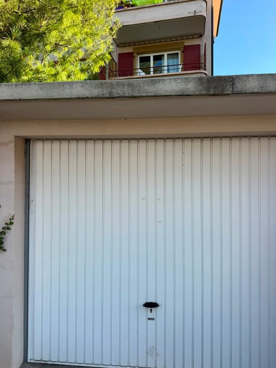 Bel appartement de 1.5 pièces situé au 4ème étage avec balcon et vu... 7