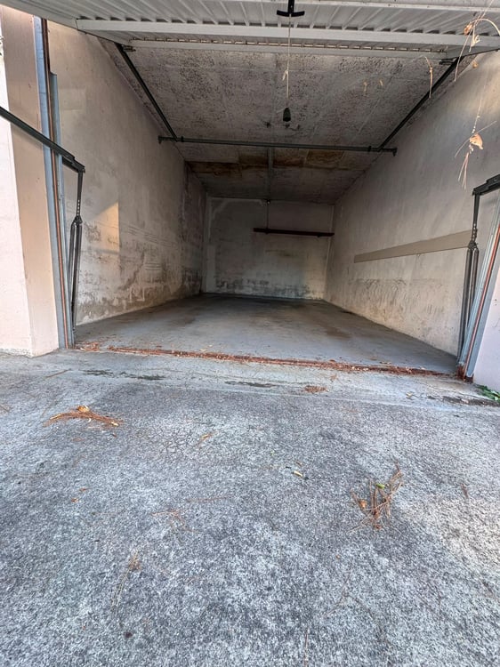 Bel appartement de 1.5 pièces situé au 4ème étage avec balcon vue s... 9