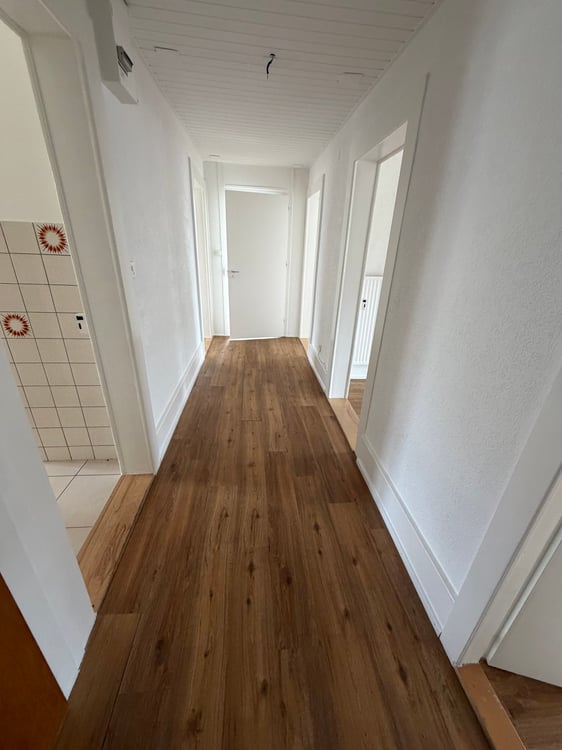 Logement de 3.5 pièces situé au 3ème étage est 2