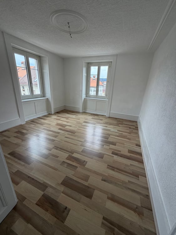 Logement de 3.5 pièces situé au 3ème étage est 6