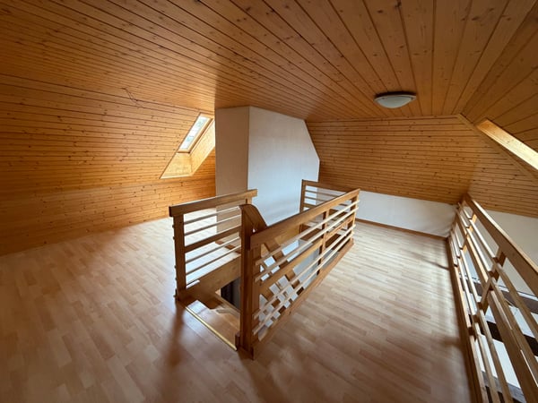 Duplex de 3,5 pièces situé au 5ème étage est 1