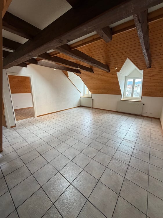 Duplex de 3,5 pièces situé au 5ème étage est 2
