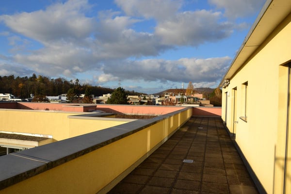 Grosszügige Attikawohnung mit 180-Grad-Panoramablick in Mehrgenerationensiedlung 2