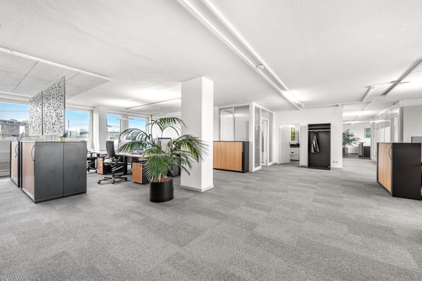 Arbeiten mit Weitblick – zentrale Büroräume in Bern 4