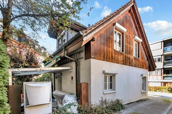 Einfamilienhaus mit Sitzplatz im Breitenrainquartier 10