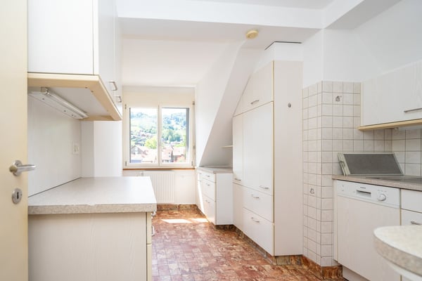 Heimelige Dachwohnung im Herzen von Wattenwil 9