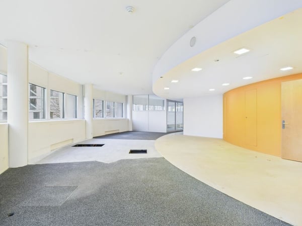 Business Tower / TOP-Ausgebaute Gewerbe-/Büroflächen 9