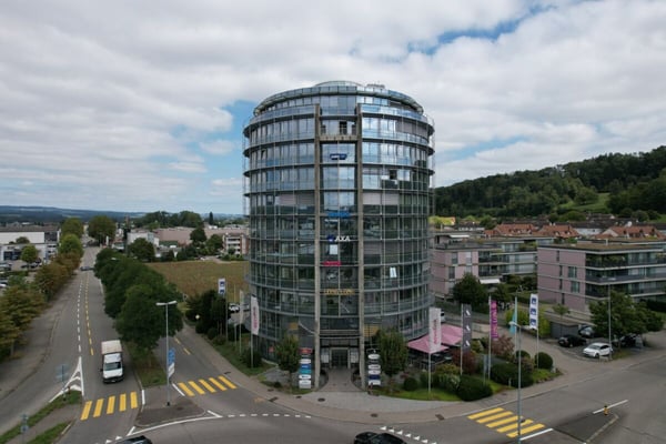 Business Tower / TOP-Ausgebaute Gewerbe-/Büroflächen 1