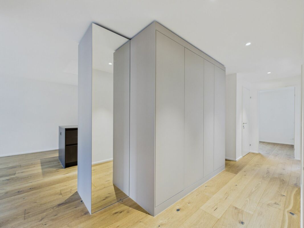 Appartement neuf élégant avec oasis de jardin privé à Seuzach (ZH)