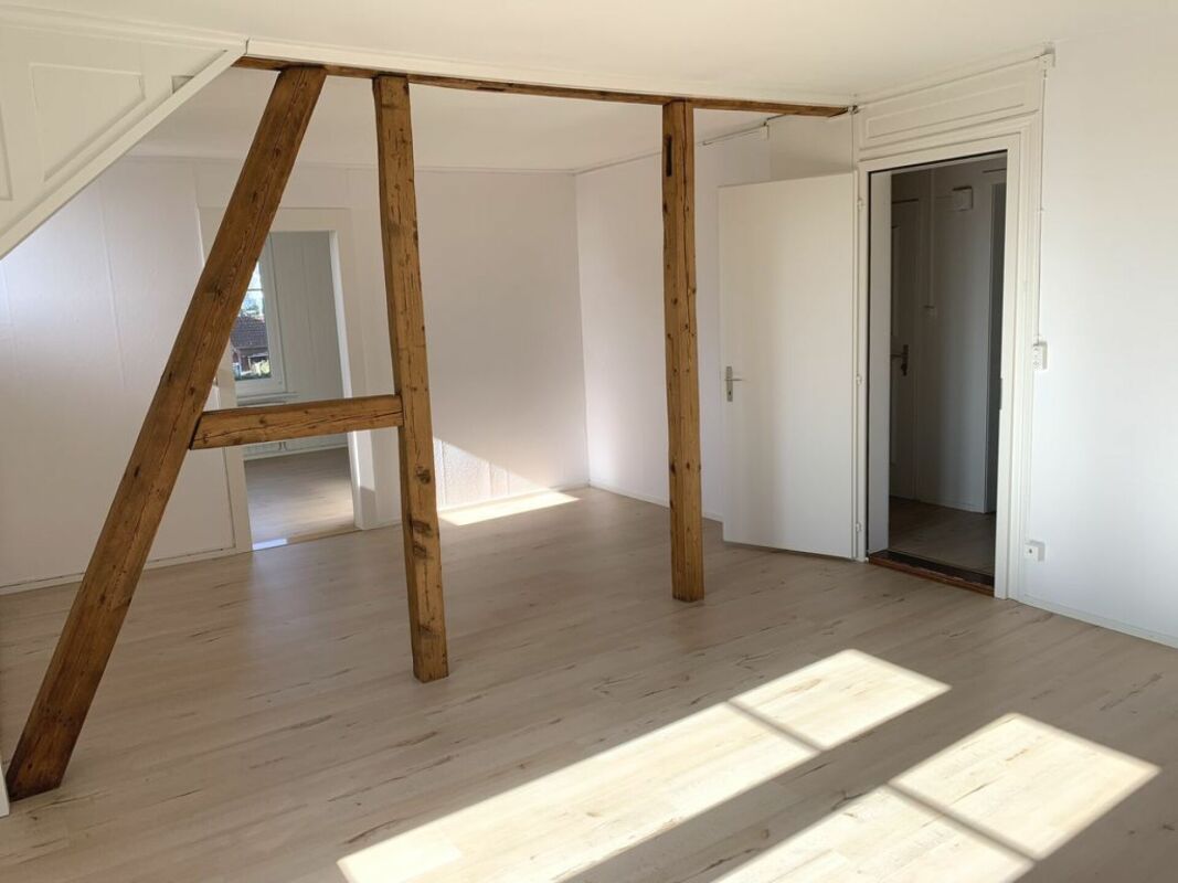 Heimelige 3.5-Zimmer Wohnung im 1. Obergeschoss