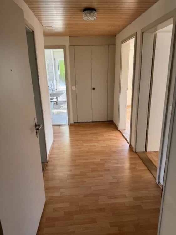 Charmante, teilsanierte 3.5-Zimmerwohnung im Zentrum 6