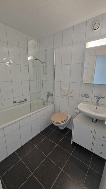 2.5 Zimmerwohnung mit Charme 3