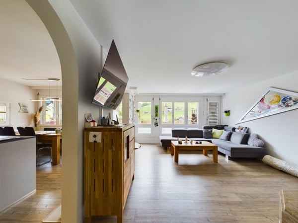 Grosszügiges Wohnen mit Wintergarten, Cheminée und beeindruckender Terrasse 11