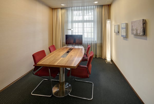 Repräsentative Retail- und Bürofläche an erstklassiger Lage 12