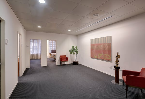 Surface commerciale et bureaux au centre ville 6