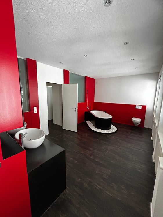 Aussergewöhnliche Designwohnung mit offenem Wohnkonzept im Herzen von Reinach 9