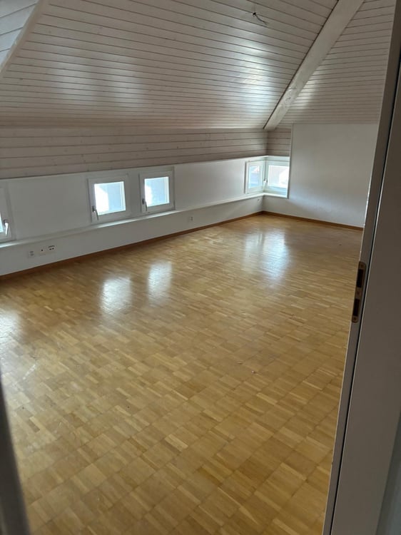 Spazioso monolocale Piazza Grande 9