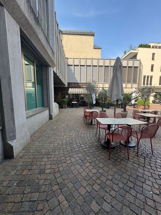 Komplett ausgestattete Büroräume an der Bahnhofstrasse in Zug - per sofort verfügbar 6