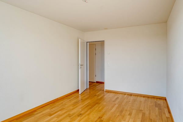 Lichtdurchflutete Wohnung mit eigenem Sitzplatz 9
