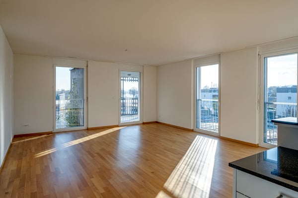 Lichtdurchflutete Wohnung mit eigenem Sitzplatz 4