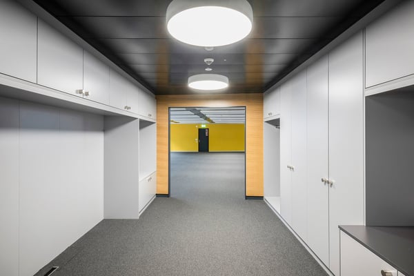 Moderne Büroflächen mit zahlreichen Parkplätzen - Power Tower Baden 13