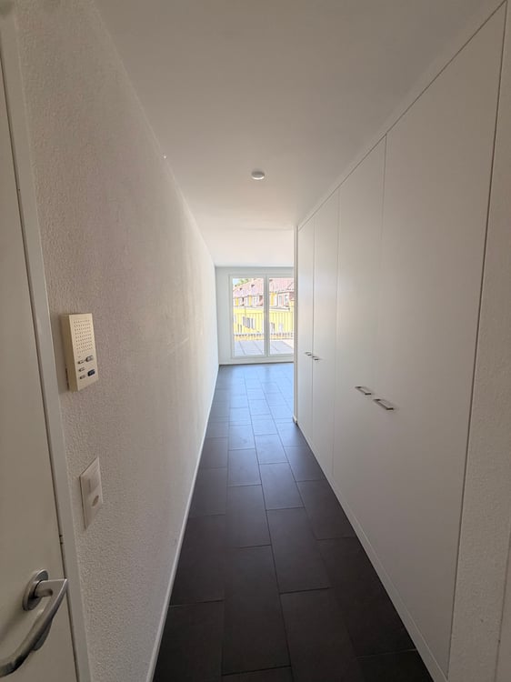 Moderne Wohnung mit eigener Terrasse - Top-Lage in Schaffhausen! 4