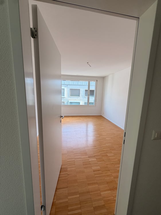 Moderne Wohnung mit eigener Terrasse - Top-Lage in Schaffhausen! 7