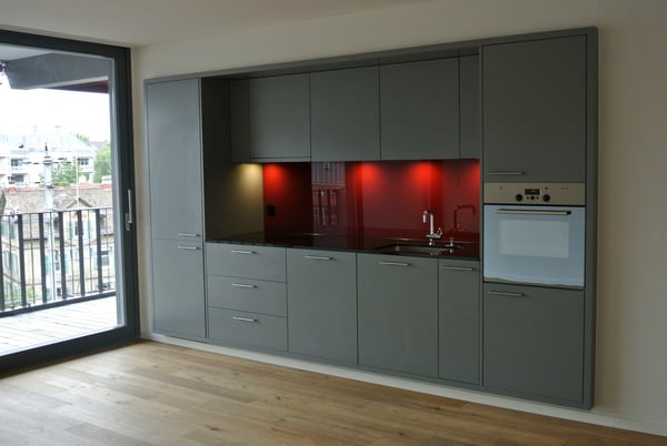 Moderne 2.5 Zimmer Wohnung direkt am Bahnhof Giesshübel in Zürich! 3