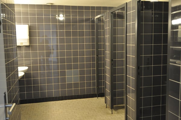 Grosse Büroräumlichkeiten/Gewerbe zu vermieten! 9