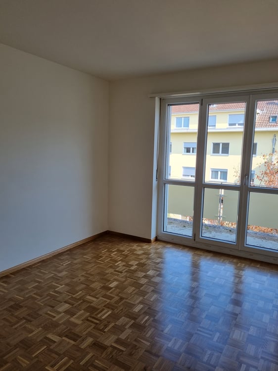 2-Zimmerwohnung im 4. OG zu vermieten 4