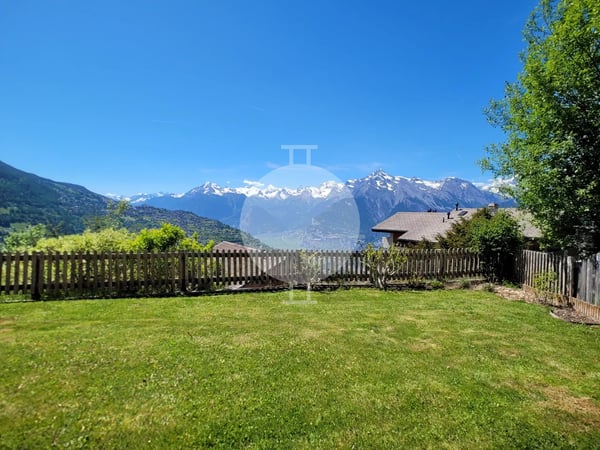 Magnifique 5.5 pièces de standing avec grand jardin et vue panoramique sur les montagnes 10