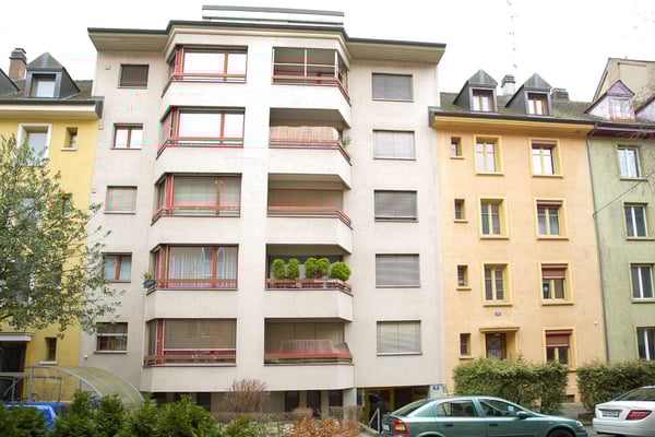 1.5 Zimmerwohnung an ruhiger Seitenstrasse