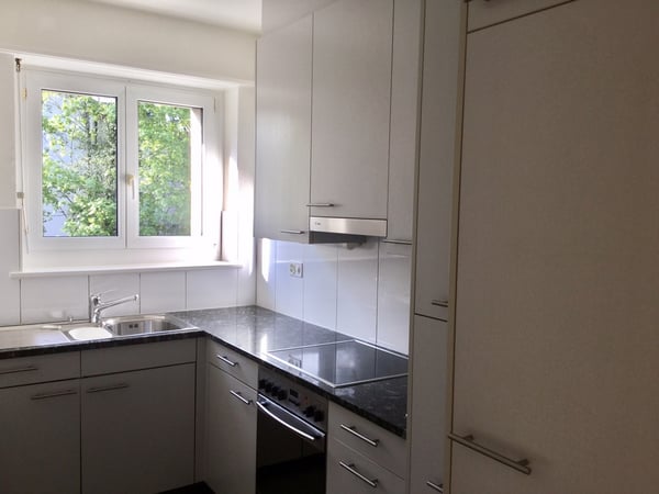 ***1'ZWG mit 16m2**oberster Stock**verkehrsgünstige Lage*** 4