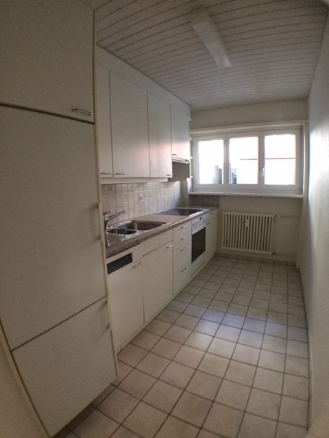 ***1'ZWG**ruhige, zentrale Lage**nähe City*** 5