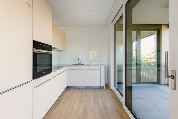 Moderne 2,5 Zimmerwohnung an Zentraler Lage 2