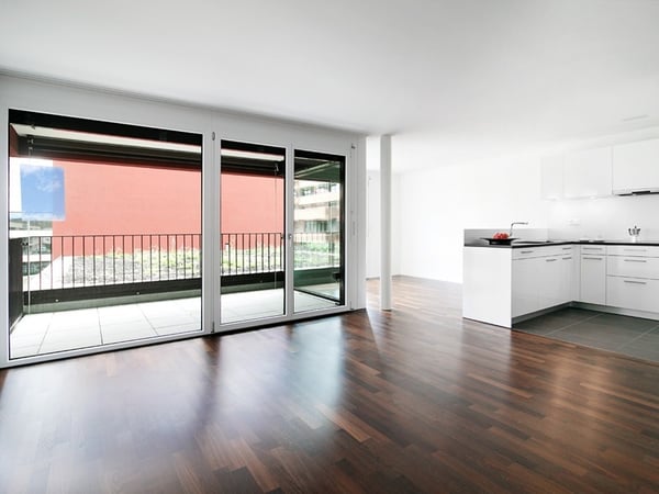 Grosszügige 2,5 Zimmer Wohnung mit Loggia 3