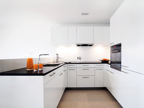 Grosszügige 2,5 Zimmer Wohnung mit Loggia 4