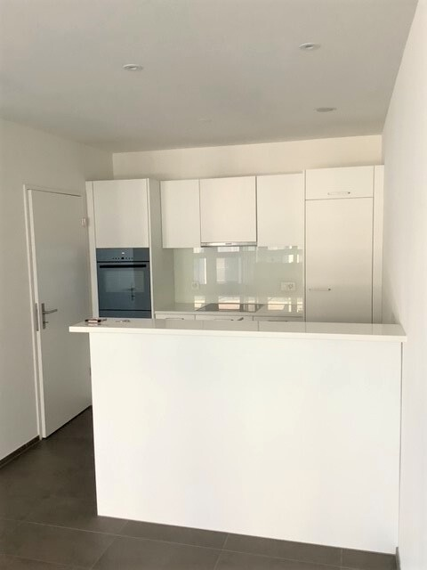 Zentral gelegene 2.5-Zimmer Wohnung 2