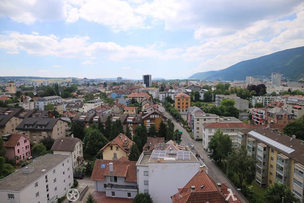 3.5 - Zimmerwohnung mit Weitsicht 2