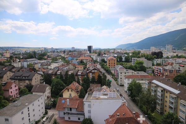 2.5 - Zimmerwohnung mit Weitsicht 2