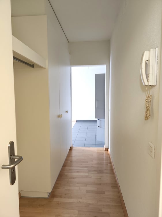 Ruhige Seitenstrasse nähe Universität und Kantonsspital 6